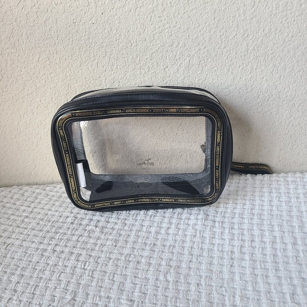 Harry Potter Transparent Pouch with Black and Gold Trim - Picture 3 of 11